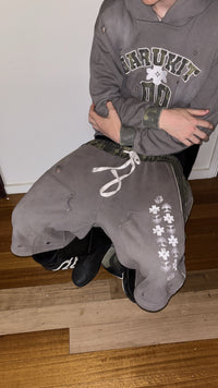 Introspection 00 - shorts